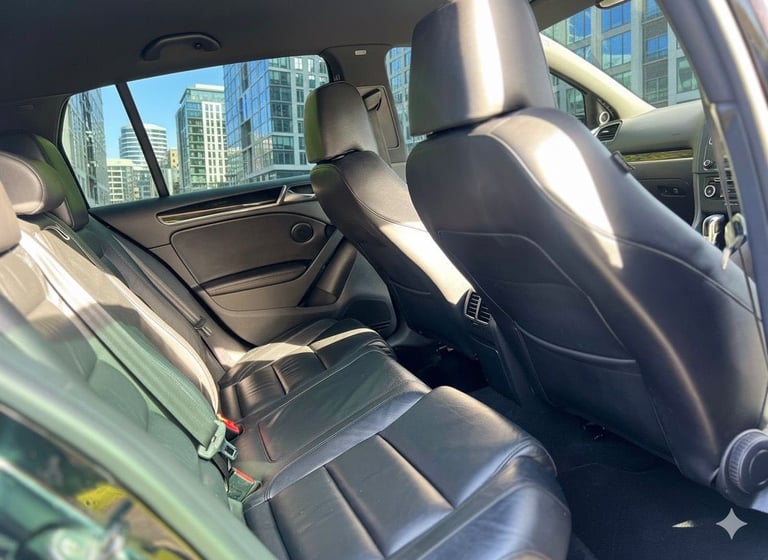 Volkswagen, GOLF, Hatchback, 2011, Semi-Auto, 1968 (cc), 5 doors