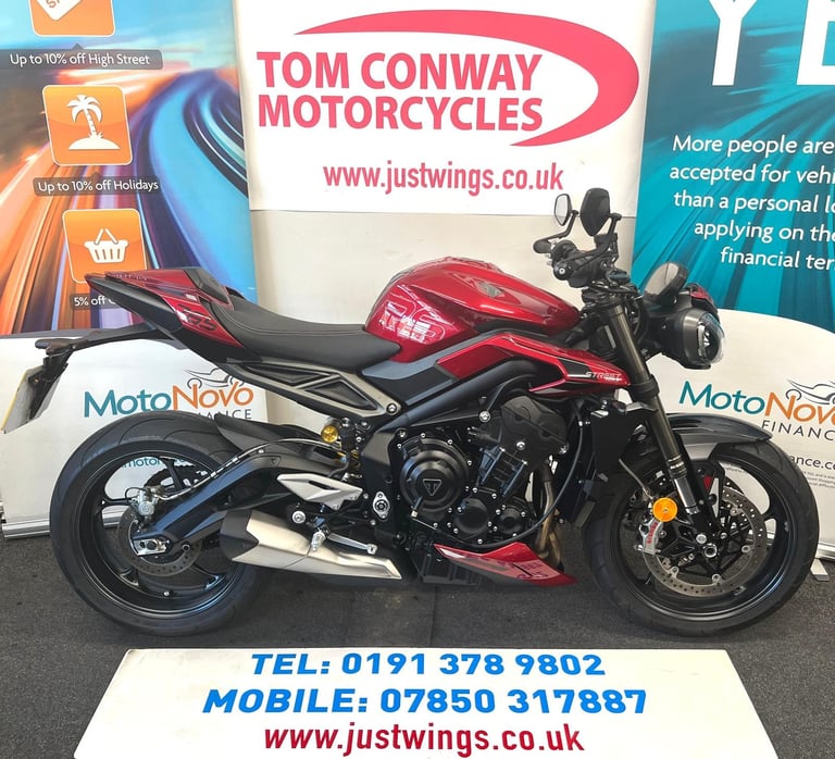 image for TRIUMPH STREET TRIPLE 765RS, 2024(24), 1 OWNER, 3,520 MILES, FSH, SUPERB, £8995