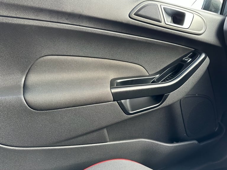 2015 Ford Fiesta 1.0T EcoBoost Zetec S Hatchback 3dr Petrol Manual Euro 6 (s/s) (125 ps) Hatchbac...