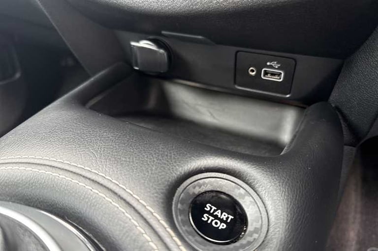 2022 Nissan Juke 1.6 HYBRID PREMIERE EDITION 5DR AUTO Hatchback Hybrid Automatic