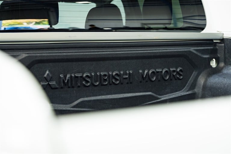 2016 Mitsubishi L200 DI-D 4X4 WARRIOR DCB NO VAT Unlisted Diesel Manual