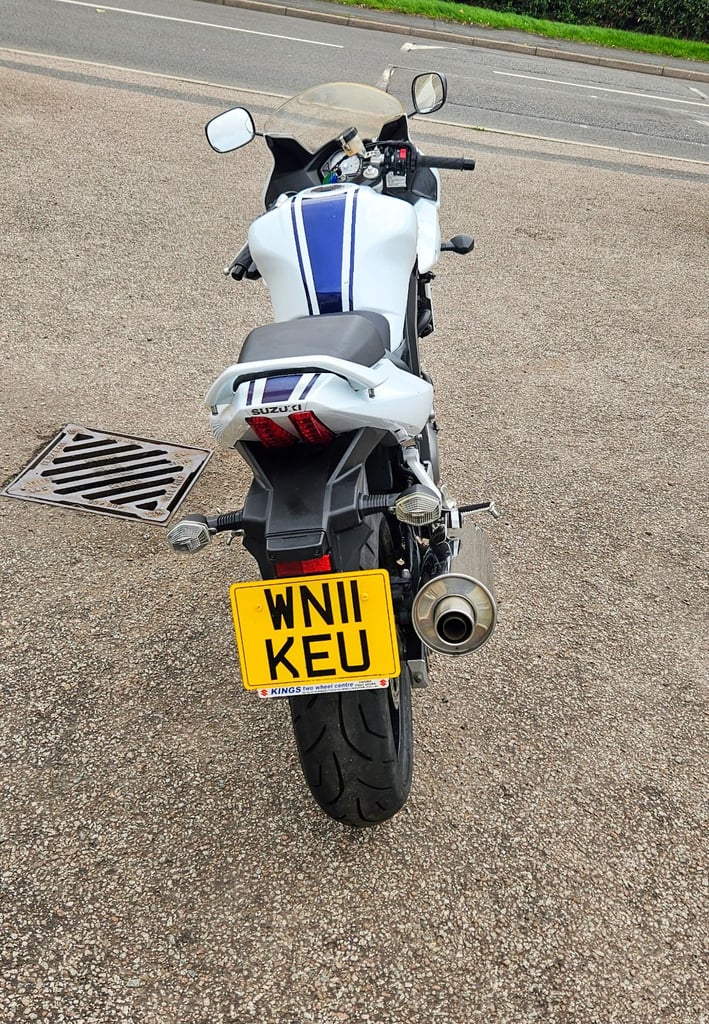 Suzuki, SV, 2011, 645 (cc)