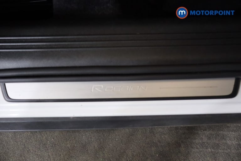 2020 Volvo XC40 2.0 T4 R DESIGN 5dr AWD Geartronic ESTATE PETROL Automatic