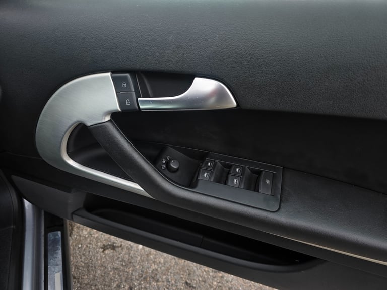 2010 Audi A3 2.0 T FSI S Line 2dr S Tronic CONVERTIBLE Petrol Automatic