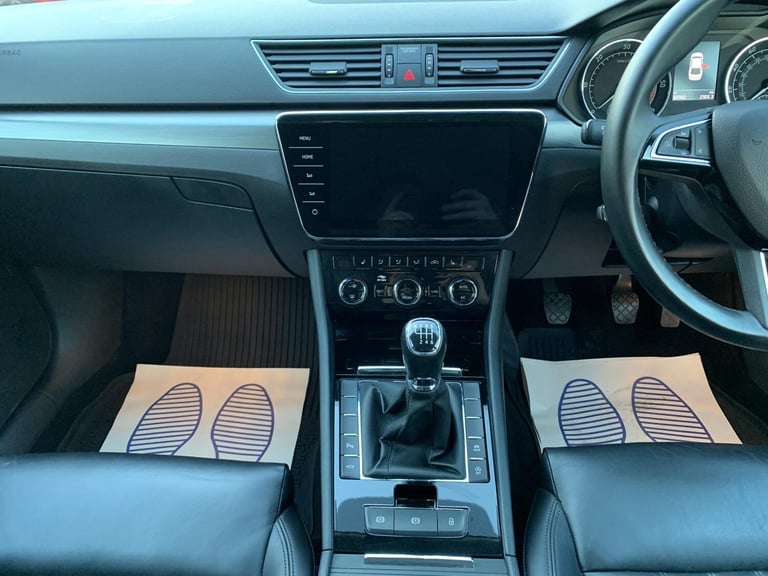 2018 Skoda Superb 2.0 TDI SE L Executive Hatchback 5dr Diesel Manual Euro 6 (s/s) (150 ps) Hatchb...