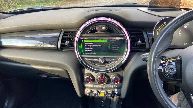 2020 MINI Electric Hatch Cooper SE 32.6kWh Level 3 Hatchback 3dr Electric Auto (184 ps) Hatchback...