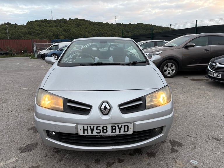 2008 Renault Megane 1.9 dCi Dynamique 2dr Non FAP - 12 Month Mot -  CONVERTIBLE Diesel Manual