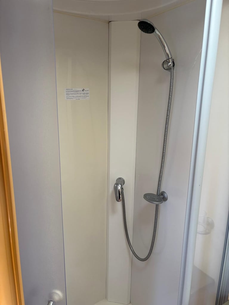 BAILEY OLYMPUS 525- 5 BERTH CARAVAN,DOUBLE DINETTE + MOTORMOVER