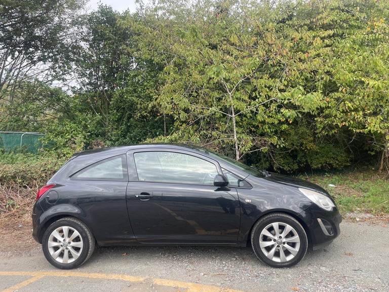 VAUXHALL CORSA 1.2 VVT ACTIVE 62 REG BLACK 3 DOOR MOT FEBRUARY 18TH 2026 SERVICE HISTORY 50+MPG