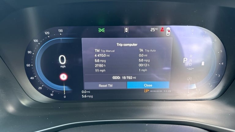 2025 Volvo XC40 Ultra, B4 Mild hybrid, Petrol, Dark Estate Petrol Automatic