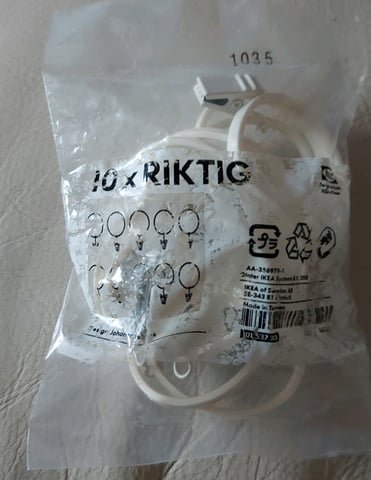 Ikea 10 x white plastic hooks and clips for handing curtains, in  Cardonald, Glasgow