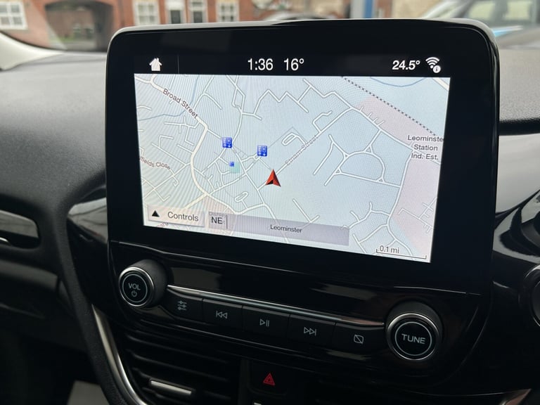 FORD FIESTA 1.0 T 125PS Titanium, 5 door, 46215 miles, nice extras! 2018