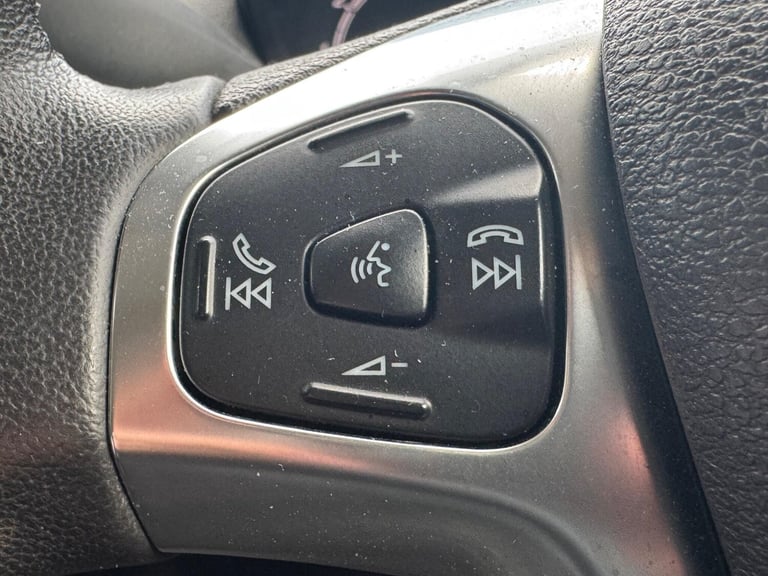 2022 Ford Transit Courier 1.0 EcoBoost Limited L1 Euro 6 5dr PANEL VAN Petrol Manual