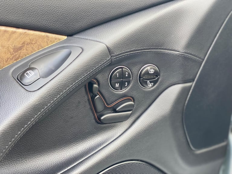 2006 Mercedes-Benz SL 3.5 SL350 7G-Tronic 2dr CONVERTIBLE Petrol Automatic