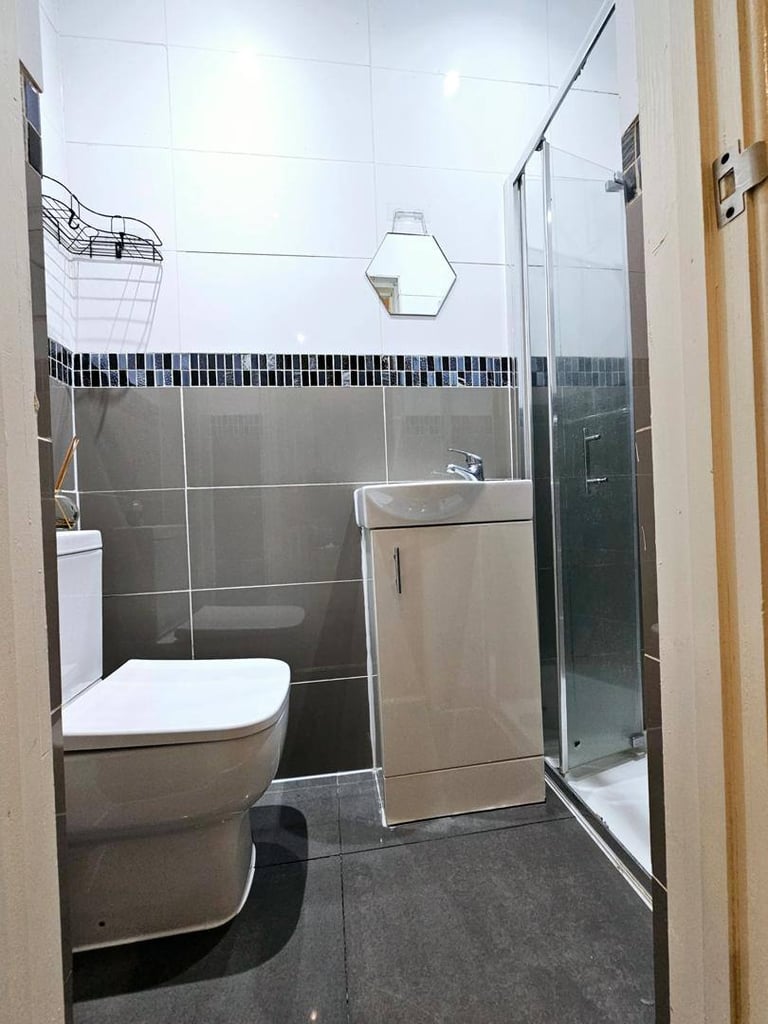 🏠 SPACIOUS DOUBLE ROOM IN PUPNEY  🌟