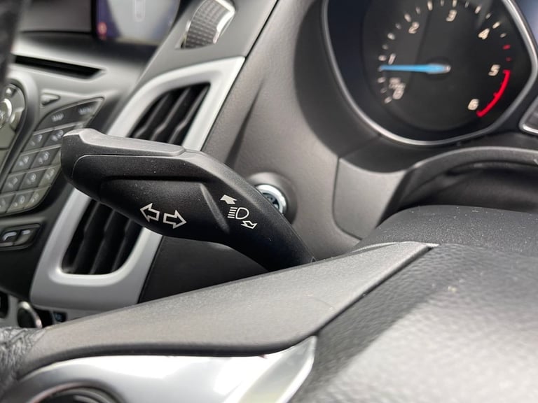 2013 Ford Focus 1.6 TDCi 115 Zetec S 5dr HATCHBACK DIESEL Manual