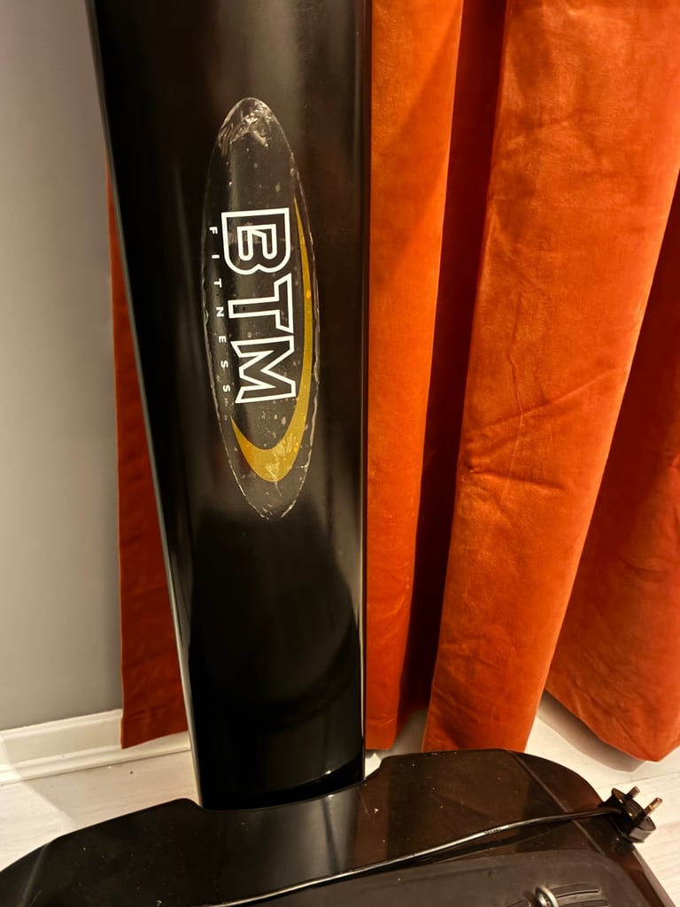 BTM Fitness Vibration Plate