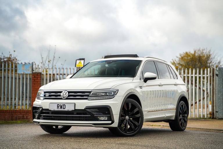 2018 Volkswagen Tiguan 2.0 TDI R-Line SUV 5dr Diesel DSG 4Motion Euro 6 (s/s) (150 ps) ESTATE Die...