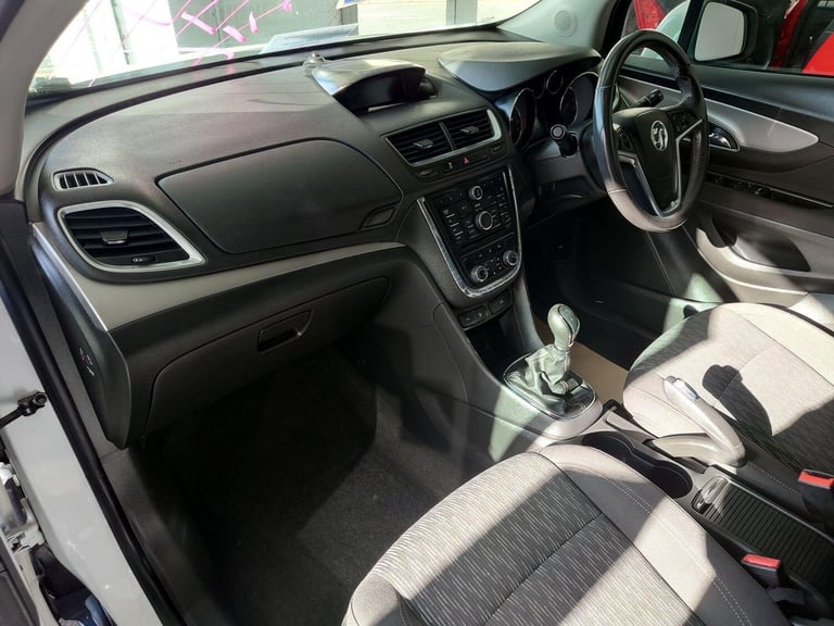 2014 Vauxhall Mokka 1.6 Exclusiv 2WD Euro 5 (s/s) 5dr HATCHBACK Petrol Manual