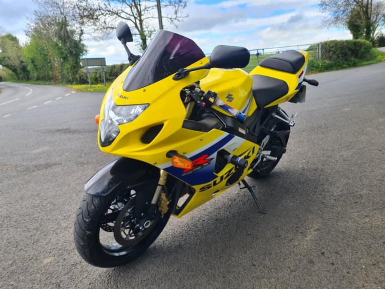 SUZUKI GSXR 600 K7