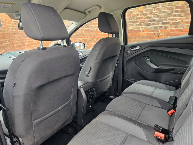 Ford C-Max 1.5 tdci titanium mpv in spotless condition 