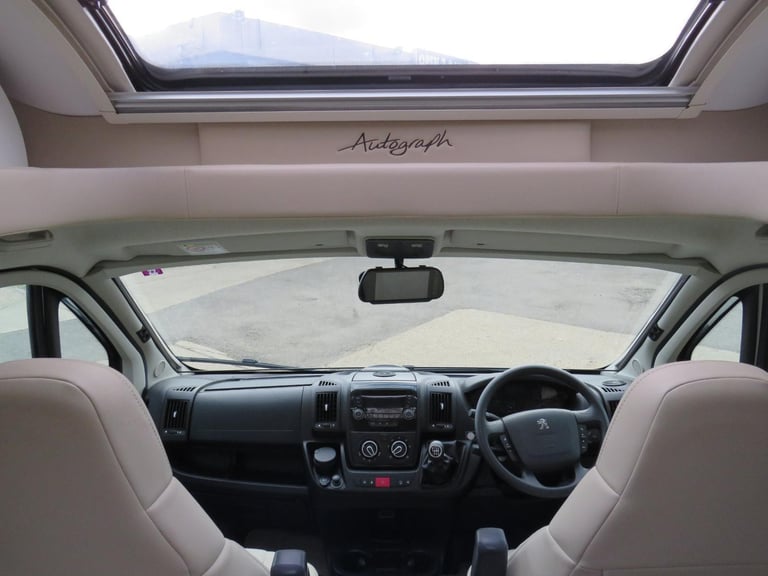 Bailey Autograph Approach 75/2 4 Berth Fixed Bed