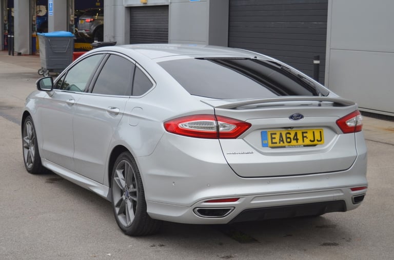 2014 Ford Mondeo 2.0 TDCi 180 Titanium 5dr HATCHBACK Diesel Manual