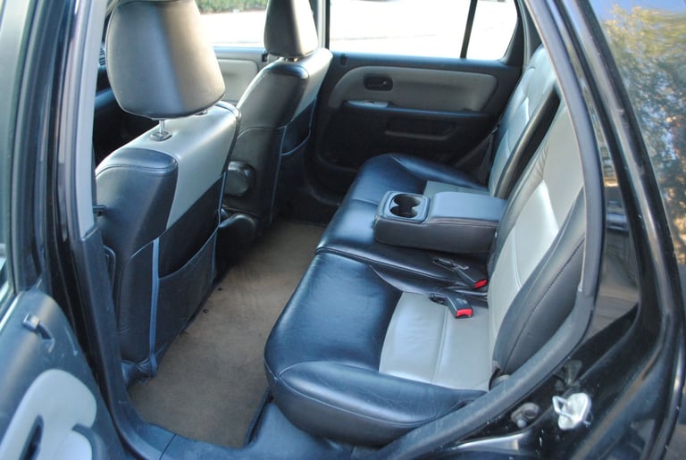 LHD/LEFT HAND DRIVE HONDA CR-V 2003 4X4,AUTOMATIC,SAT-NAV,FULL LEATHER,EXCELLENT CONDITION