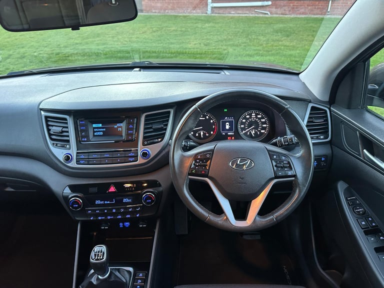 Hyundai Tucson 1.6 GDI *** LOW MILEAGE *** STUNNING CAR