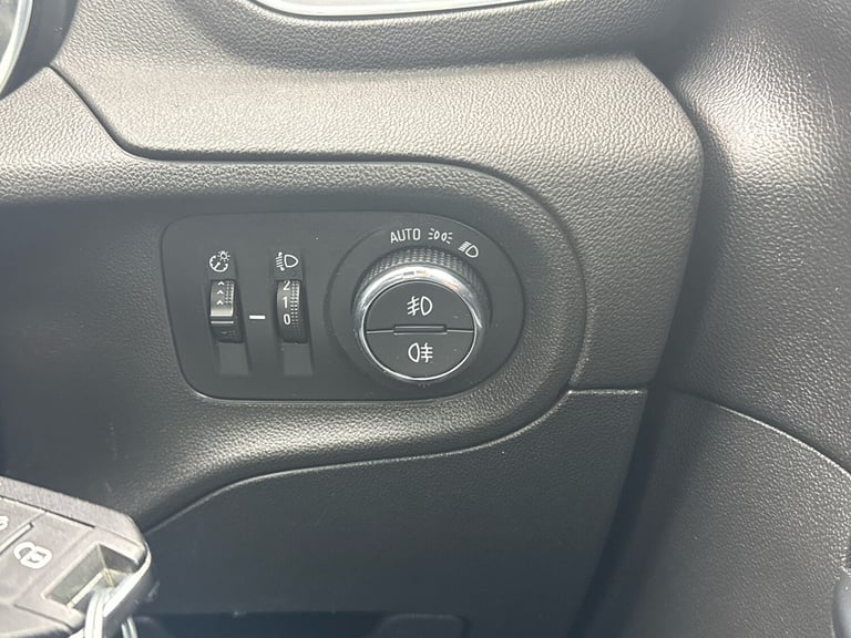 2019 Vauxhall Grandland X 1.5 Turbo D Elite Nav 5dr HATCHBACK DIESEL Manual