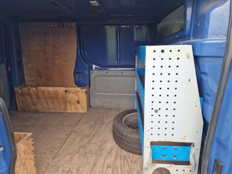 2013 Renault Trafic Blue MWB  Drives Perfect  12mth MOT  160k miles