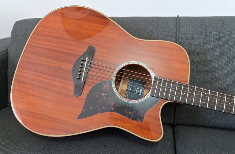 Yamaha A4K - Acoustic Guitar