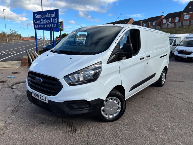 2018 Ford Transit Custom 2.0 300 EcoBlue L2 H1 Euro 6 5dr PANEL VAN Diesel Manual