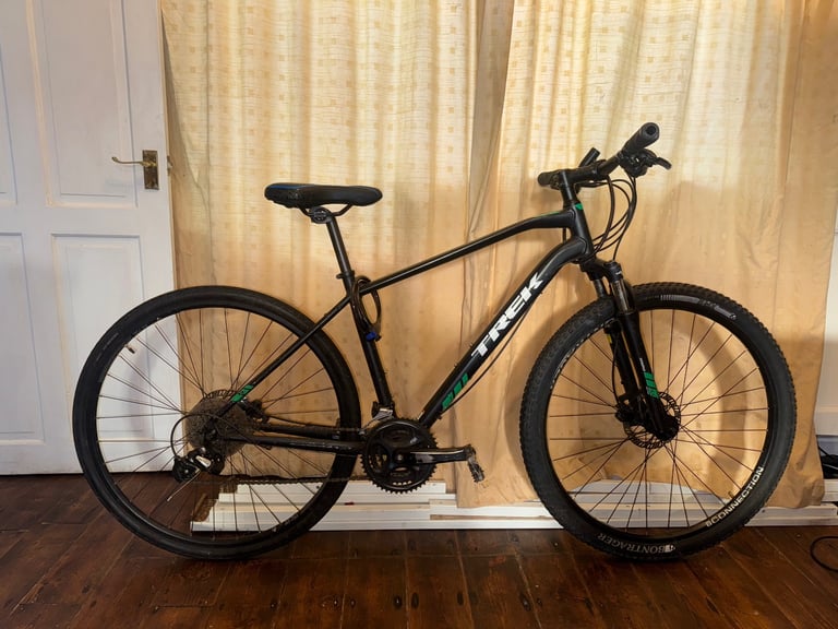 image for Hybrid bike 