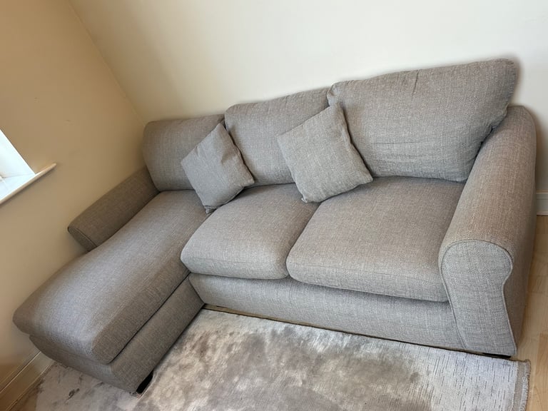 Light Grey Right Corner Sofa – Excellent Condition