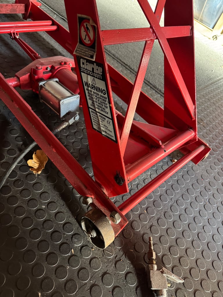 Motorcycle motorbike ramp lift 