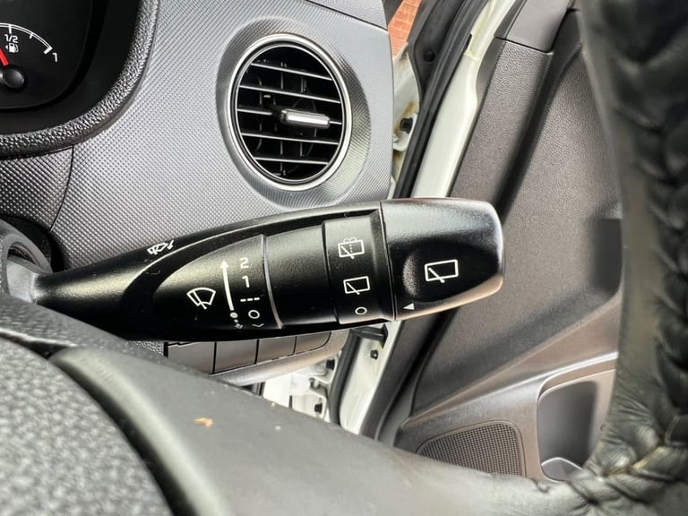 2019 Hyundai i10 1.0 Play 5dr HATCHBACK PETROL Manual