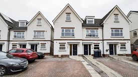 4 bedroom house in Rye Gardens, High Wycombe, HP13