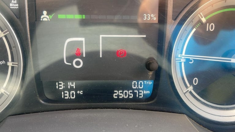 2016 (66) LEYLAND DAF CF370 GRITTER / CUTHBERTSON MPB. WALKING FLOOR