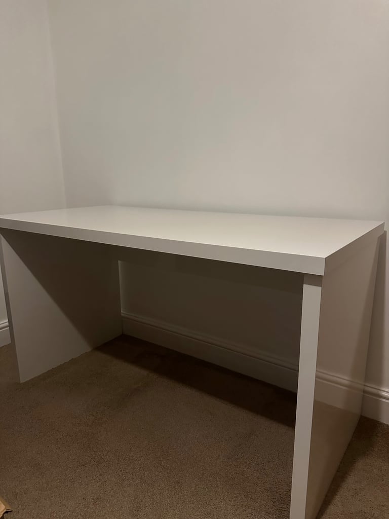 Glossy White Desk