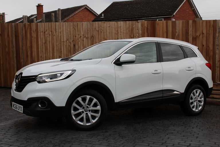 2017 Renault Kadjar 1.5 dCi Dynamique Nav Euro 6 (s/s) 5dr HATCHBACK Diesel Manual