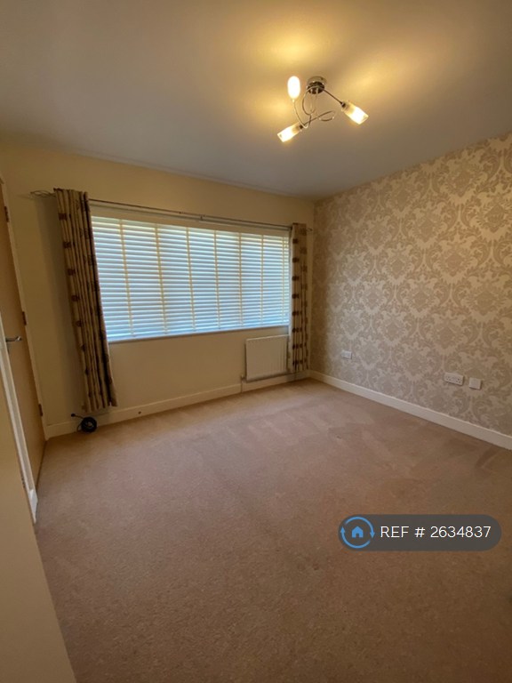 3 bedroom house in Nursery Grove, Gravesend, DA11 (3 bed) (#2634837)