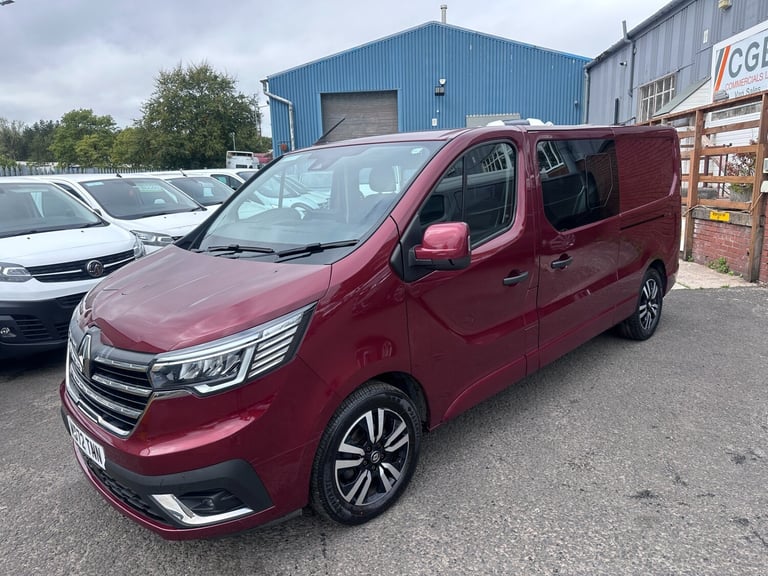 2023 Renault Trafic 2.0 dCi Blue LL30 Sport+ Crew Van Double Cab 150ps