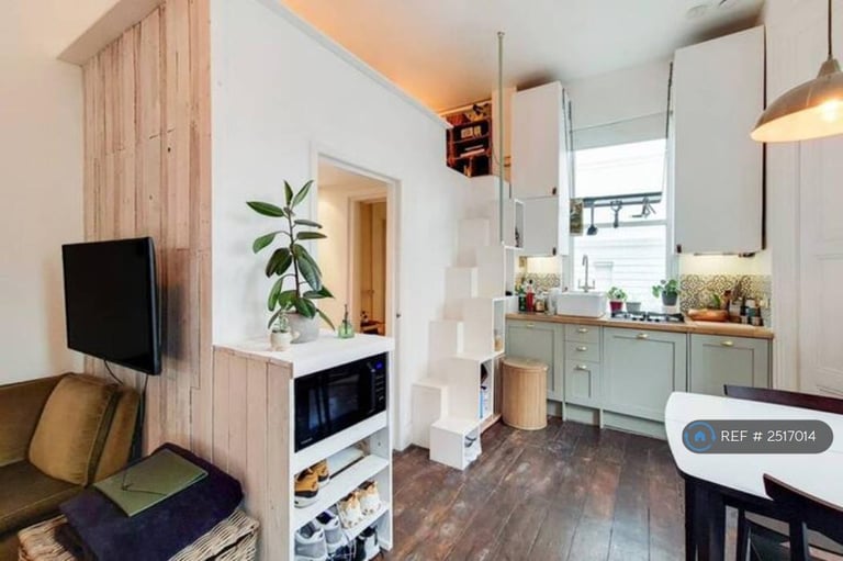 Studio flat in Ladbroke Grove, London, W11 (#2517014)