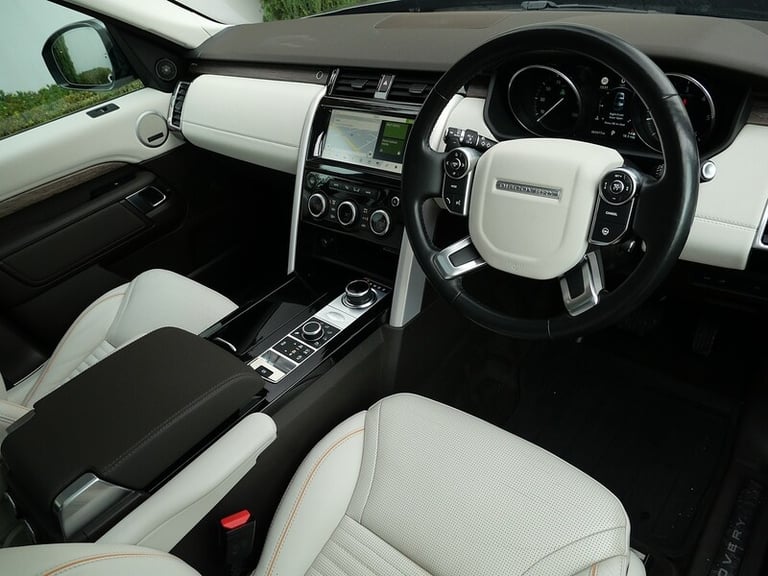 2017 Land Rover Discovery 3.0 TD6 HSE 5dr Auto ESTATE DIESEL Automatic