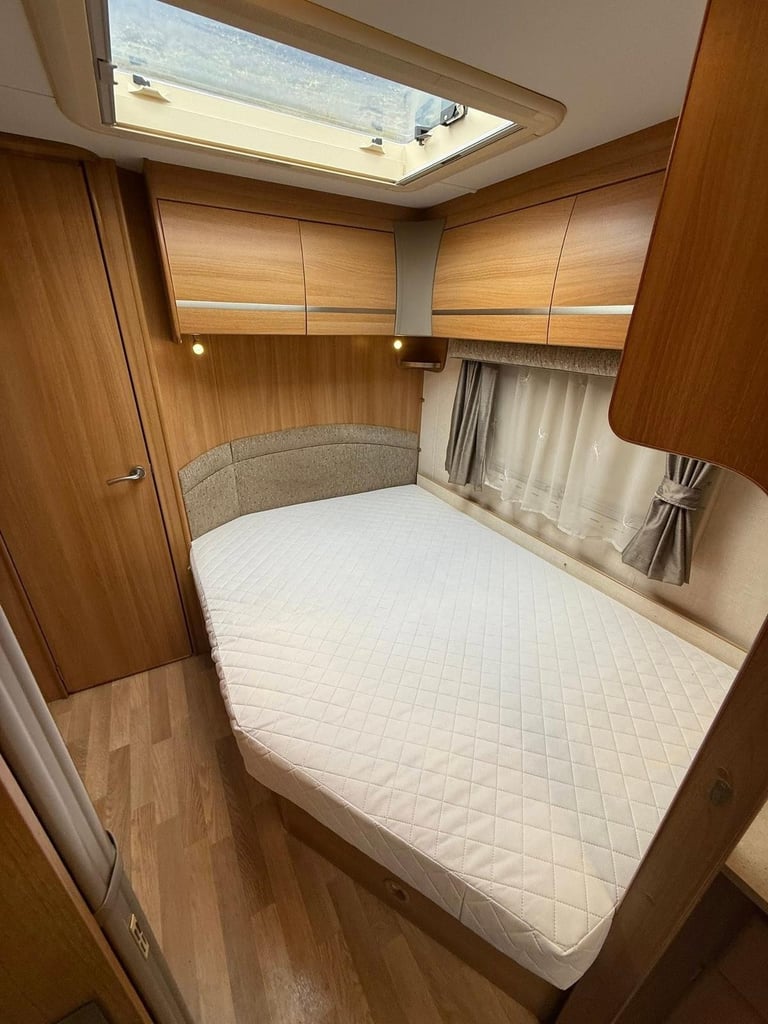 2011 COACHMAN LASER 640- 4 BERTH CARAVAN 