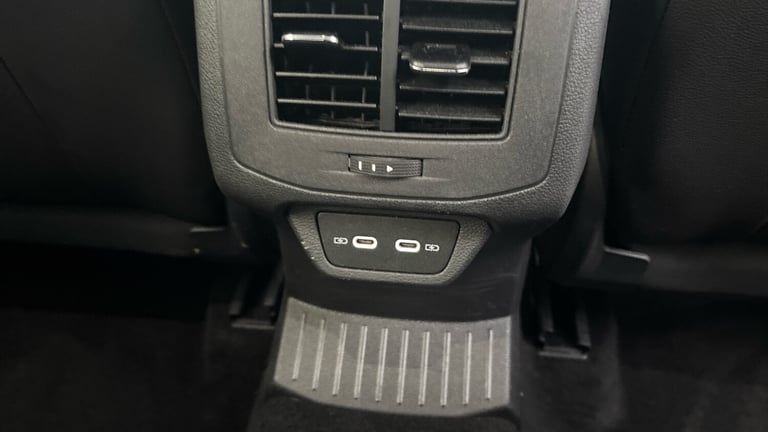 2022 Volkswagen T-Roc 1.5 TSI R-Line 5dr DSG Petrol Hatchback Hatchback Petrol Automatic