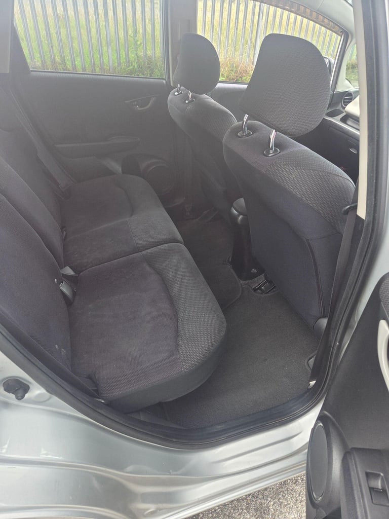 2025 Honda Fit HYBRID ELECTRIC Manual