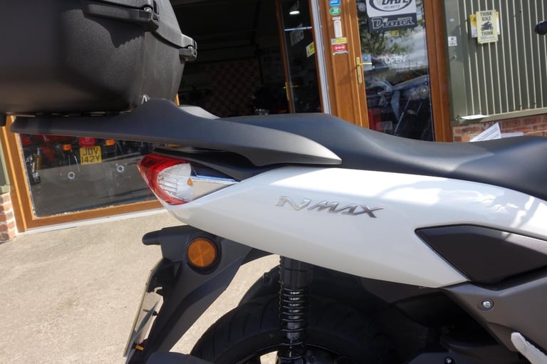 Yamaha NMAX 125 ABS Scooter Petrol CVT V-Belt Euro 5 (12 ps) AUTOMATIC 2023/73