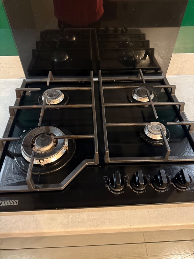 Symphony Kitchen with Appliances 
